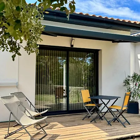 Le Clos Des Cigales * Nimes