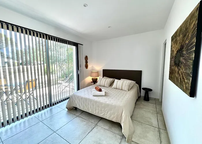 فندق مبيت وإفطار Le Clos Des Cigales